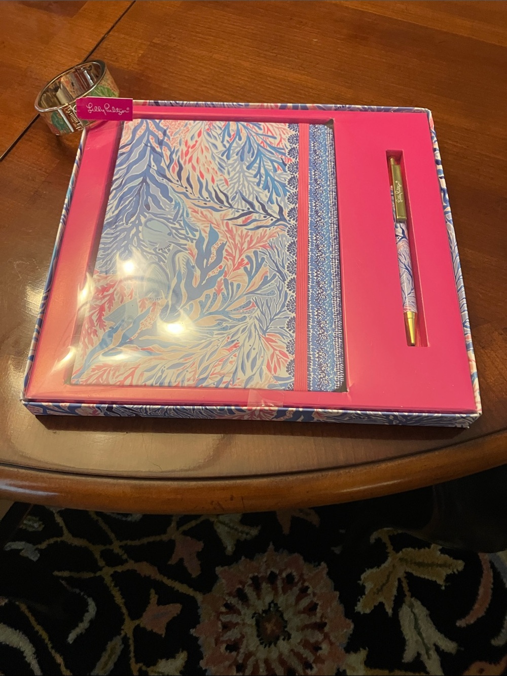 LILLY PULITZER. MOTHER’S DAY GIFT. NWT ON BOTH-JOURNAL SET & BANGLE BRACELET. - Picture 2 of 15